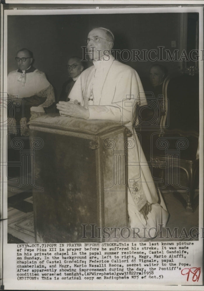1958 Press Photo Pope Pius XII before he suffered stroke. - Historic Images