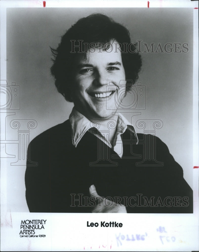 1985 Leo Kottke, artist-Historic Images