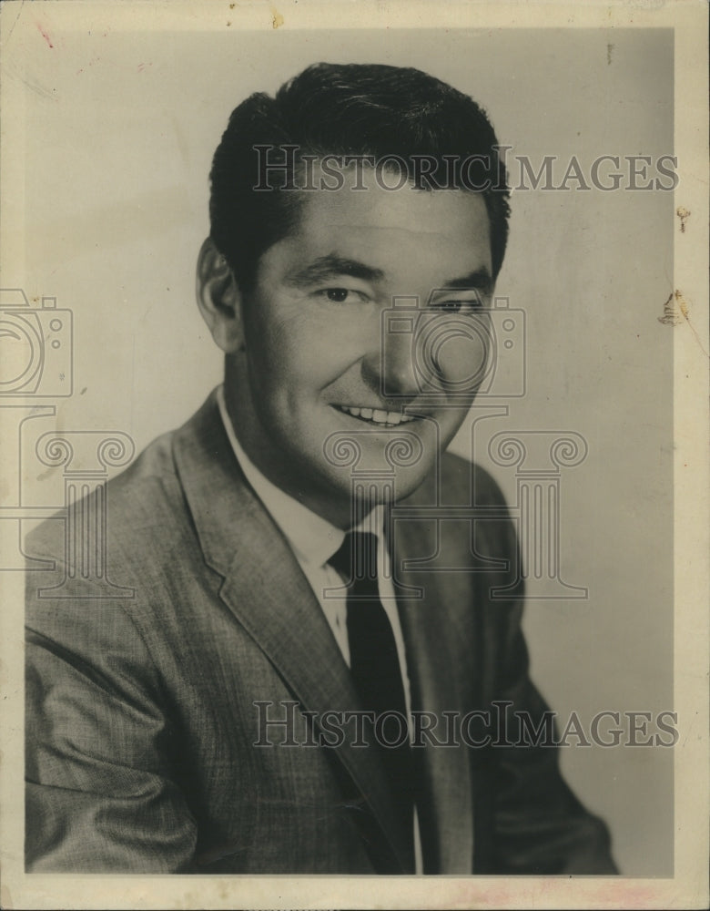 1974 Press Photo Jack Narz American television announcer and game show host. - Historic Images