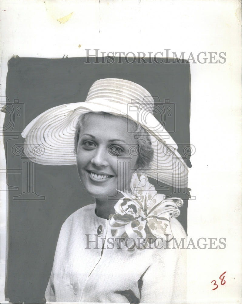 1960 Press Photo Miss Sandra Sue Stumpff. - RSH40339 - Historic Images