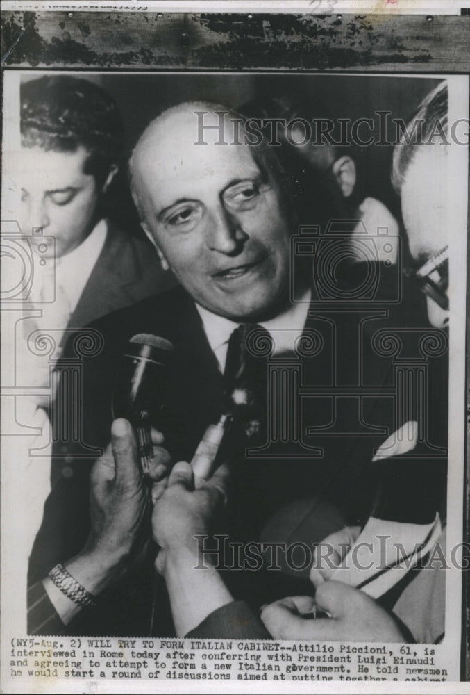 1953 Press Photo Attilio Piccioni interviewed by the media - Historic Images