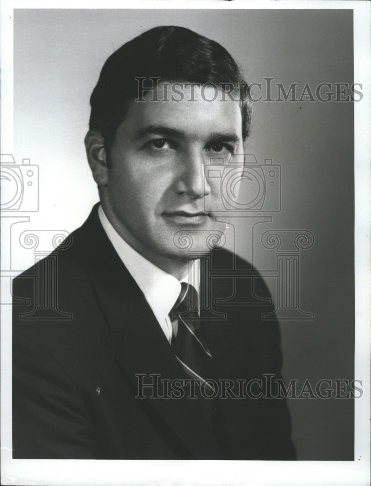 1971 Press Photo Frederick Pierce, Vice President of ABC Television Network - Historic Images