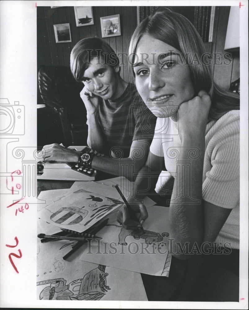 1971 Press Photo A picture of Ken &amp; Kate Pierson - Historic Images