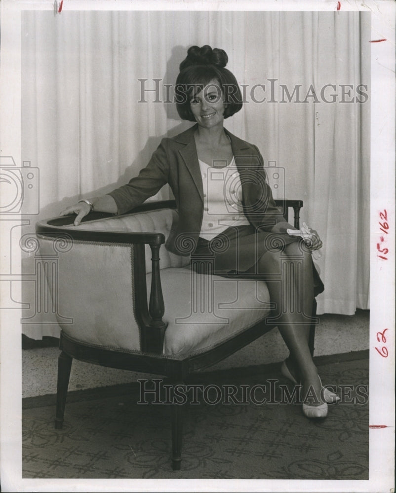 1967 Press Photo Mrs.William Philips Teacher at Sunday School class. - Historic Images