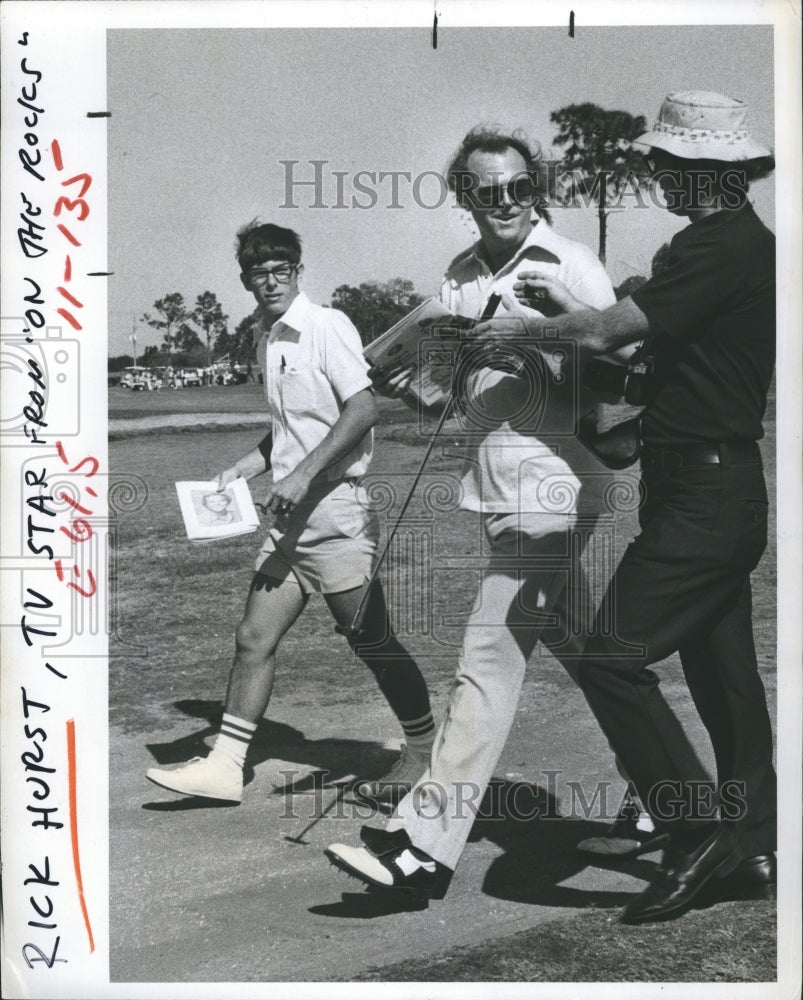 1976 Rick Hurst(center) - Historic Images