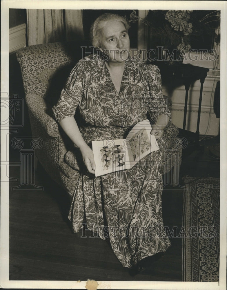 1942 Madame Maxim Litvinoff  - Historic Images