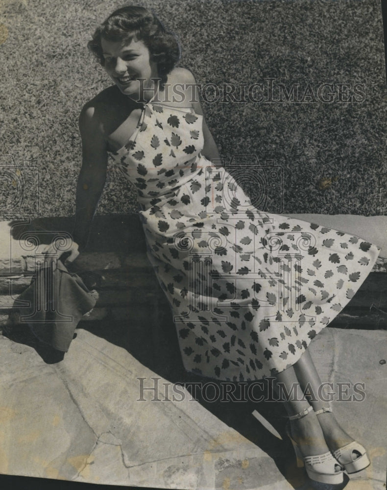 Barbara Rodes, Model  - Historic Images