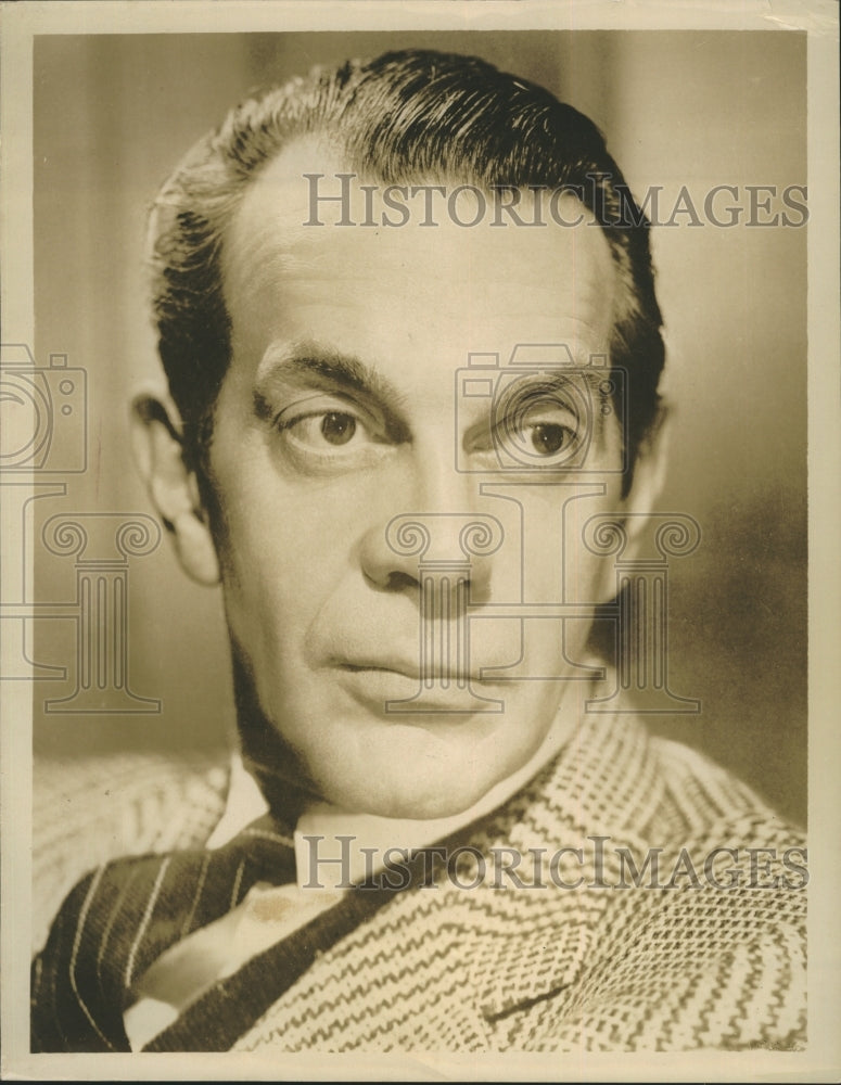 1956 Actor Raymond Massey in "Climax!"  - Historic Images