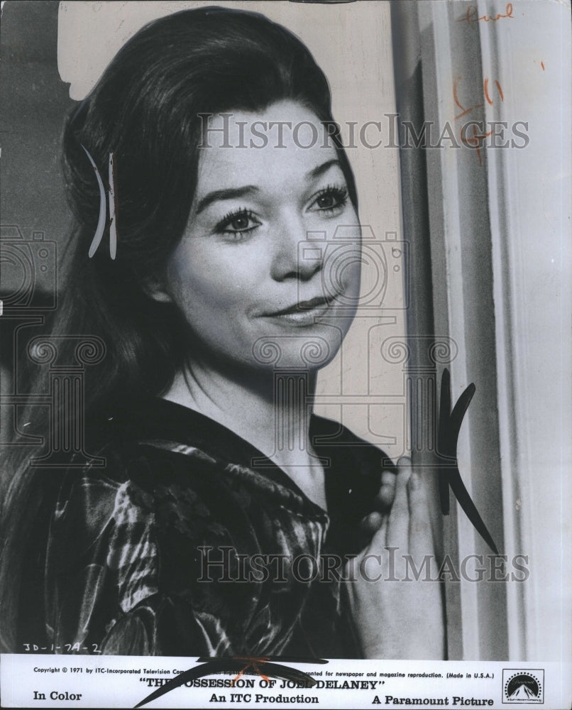 1972 Shirley MacLaine Possession Joel Delaney - Historic Images