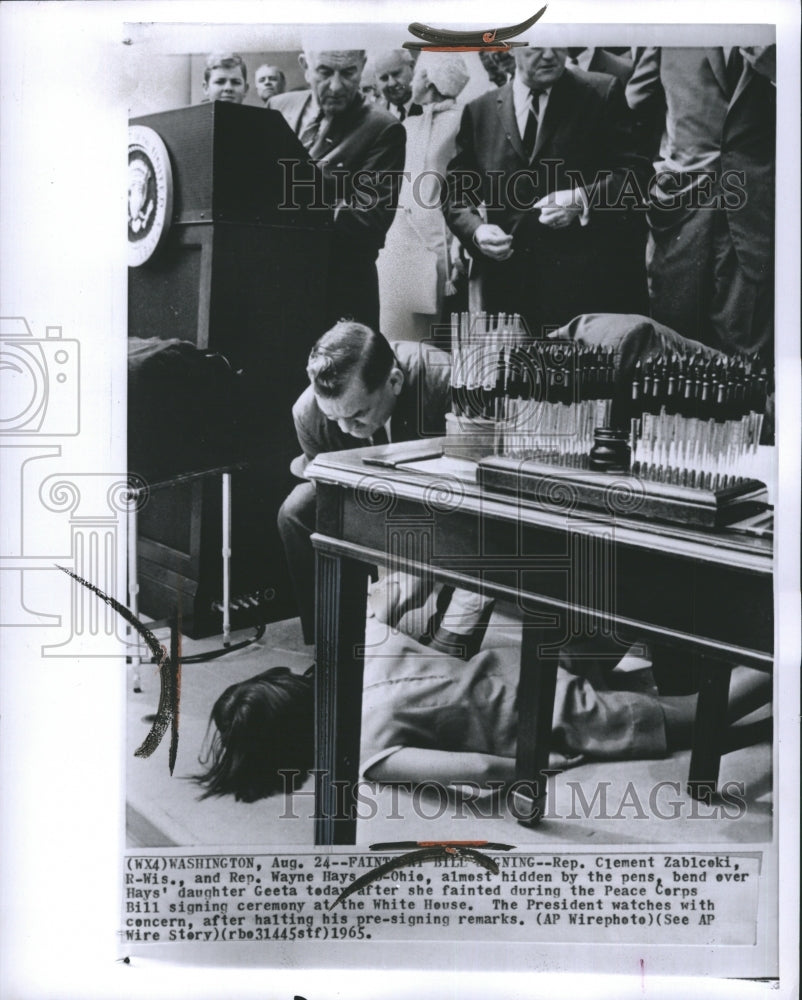 1965 Girl Faints During Signing Of Peace Corps Bill By Pres. Johnson - Historic Images