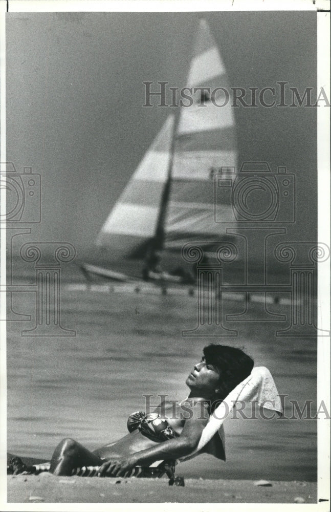 1980 Red Tide oil spill.  - Historic Images