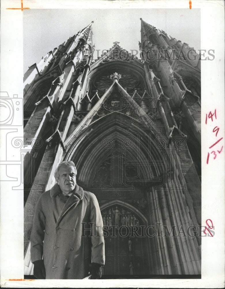 1972 Harry Reasoner in front of St. Patrick's Cathedral in New York - Historic Images