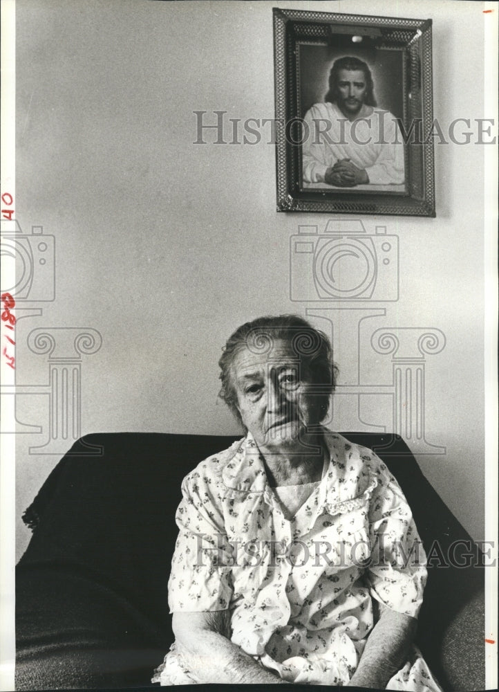 1980 Lana Harlow, age 78 at her home in West Virginia.  - Historic Images