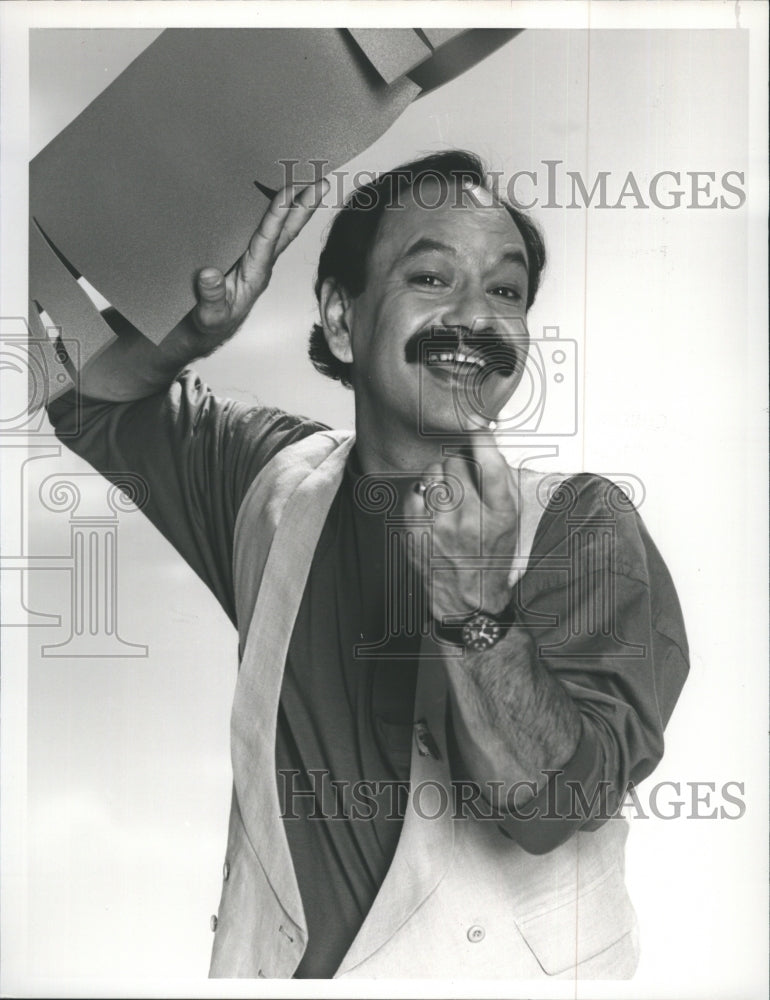 1988 Richard Cheech Marin Show - Historic Images