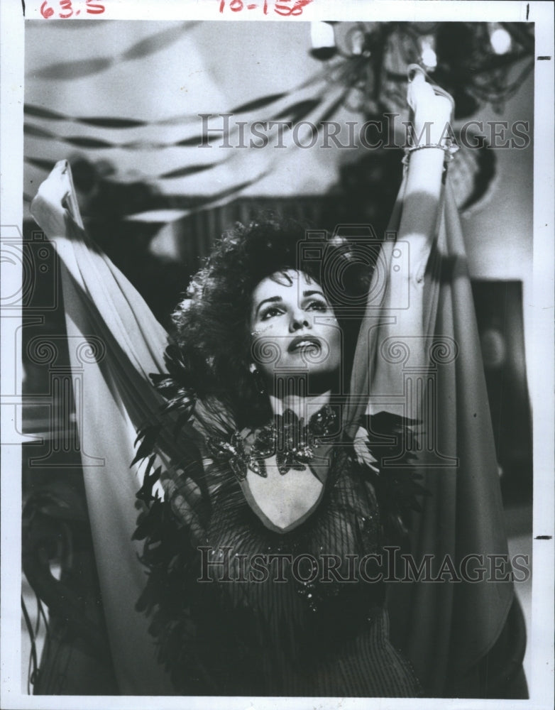 1989 Susan Lucci stars in "Invitation to Hell" - Historic Images