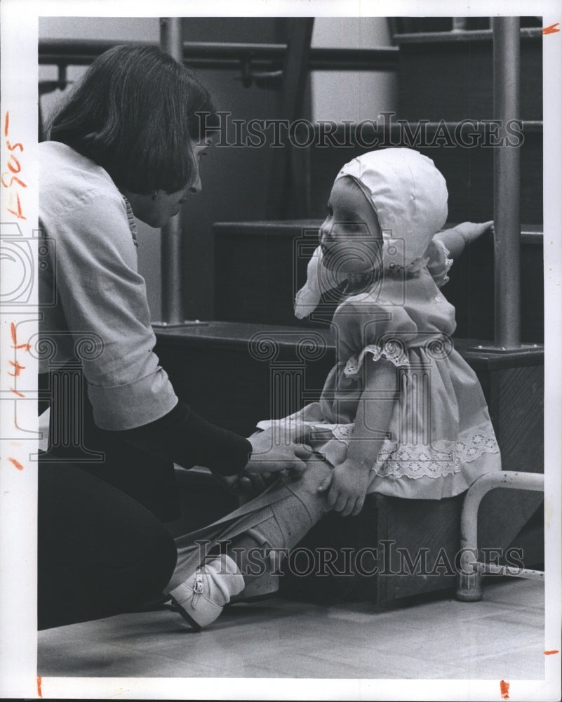 1977 Christy Dinnigan at All Children's Hospital  - Historic Images