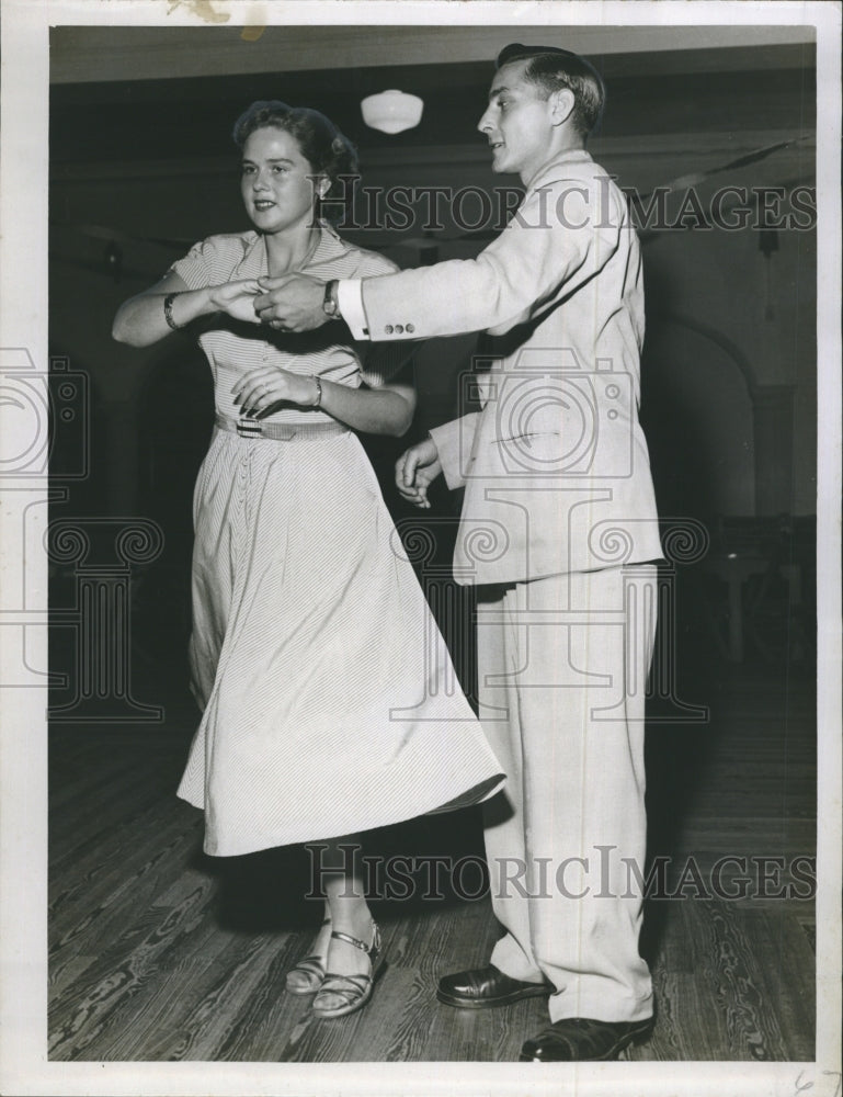 1952 Press Photo Mr and Mrs John Dileo Valentine Ball by Arquiris Social Club - Historic Images