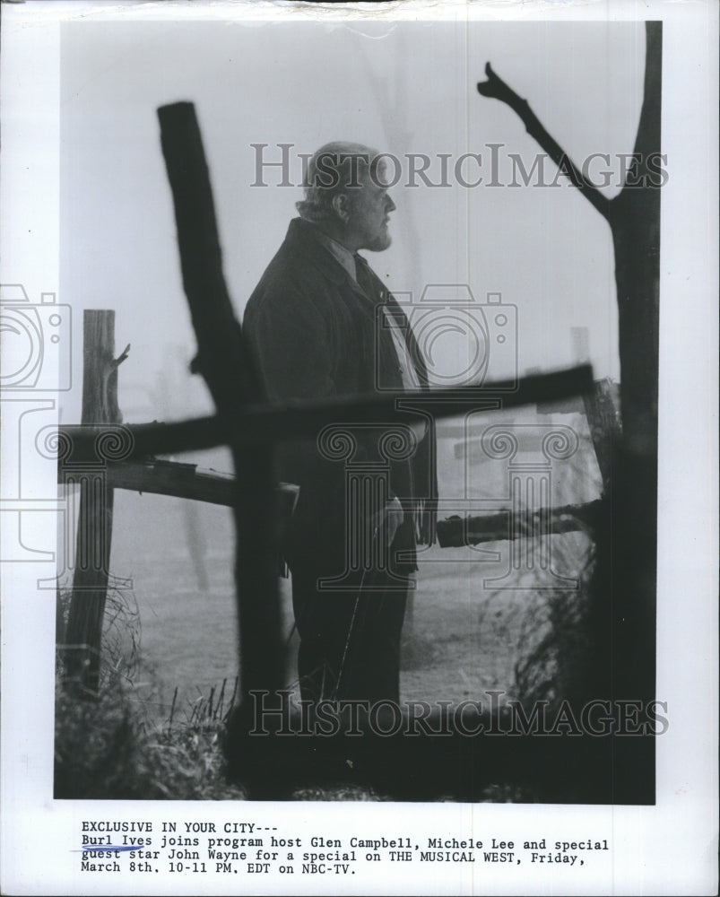 1974 Singer Burl Ives in "The Musical West" on NBC  - Historic Images