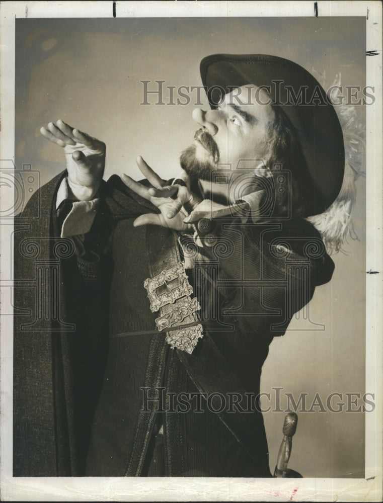 1962 Christopher Plummer In TV Musical Version Of Cyrano de Bergerac - Historic Images