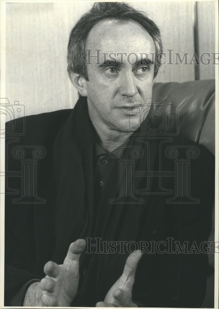 1991 Actor Jonathan Pryce, Head Shot. - Historic Images