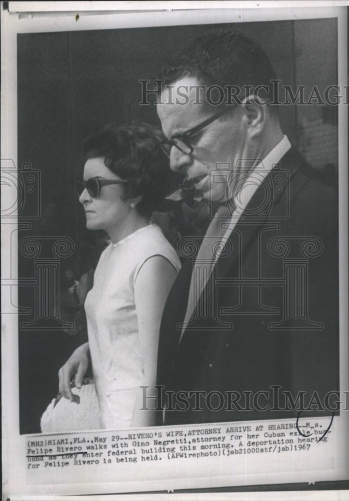 1967 Felipe Rovero, Lawyer and Gino Negretti at the Federal Building - Historic Images