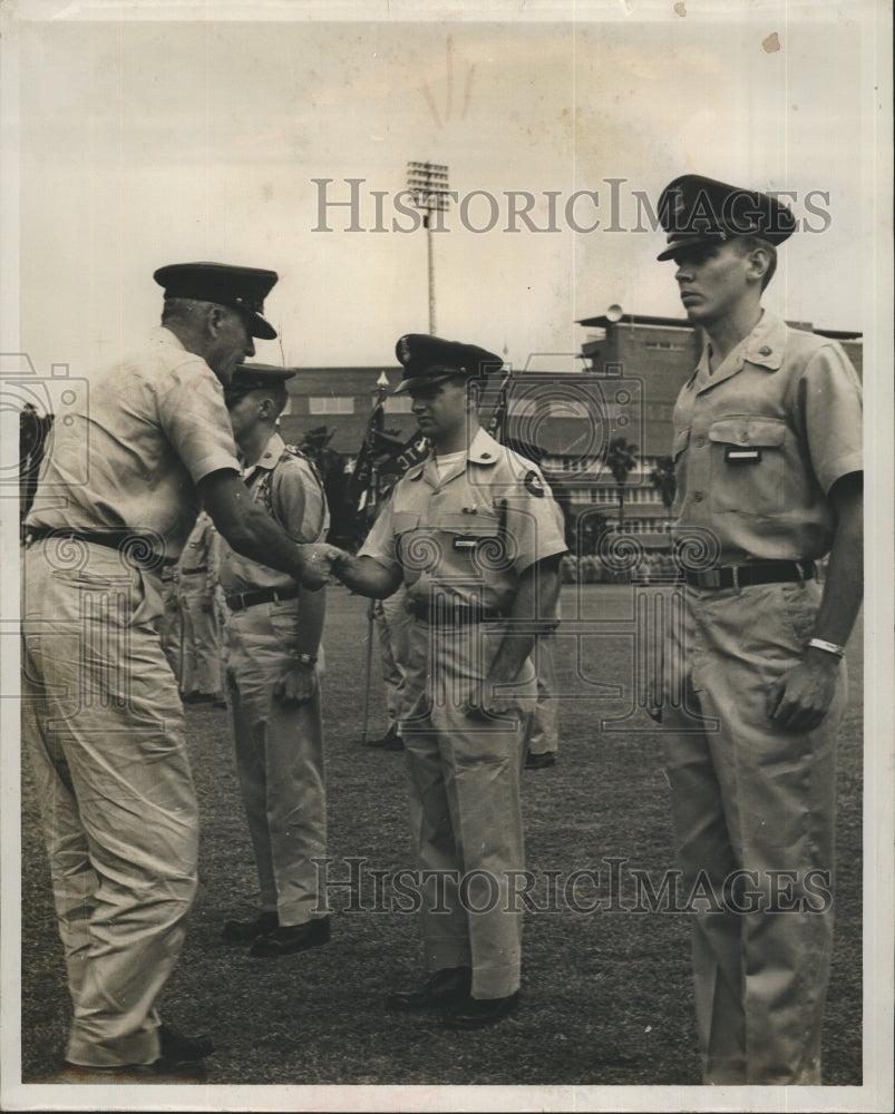 Press Photo Gary Pritchard and other military members, Air Force - Historic Images