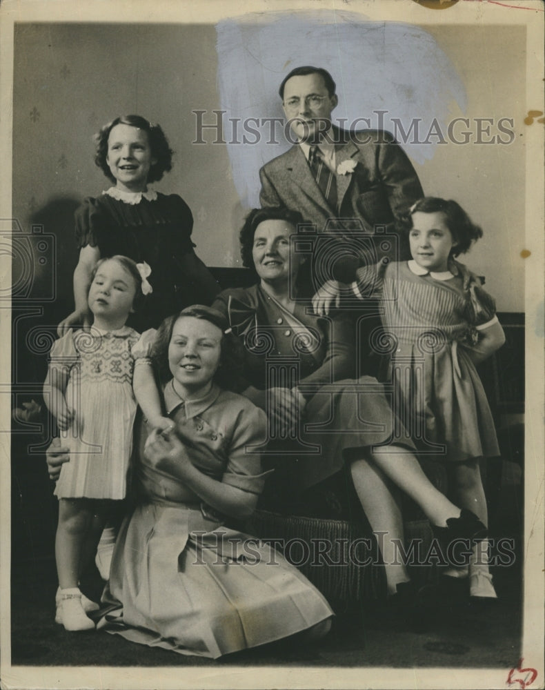 Bernhard Queen's Family  - Historic Images