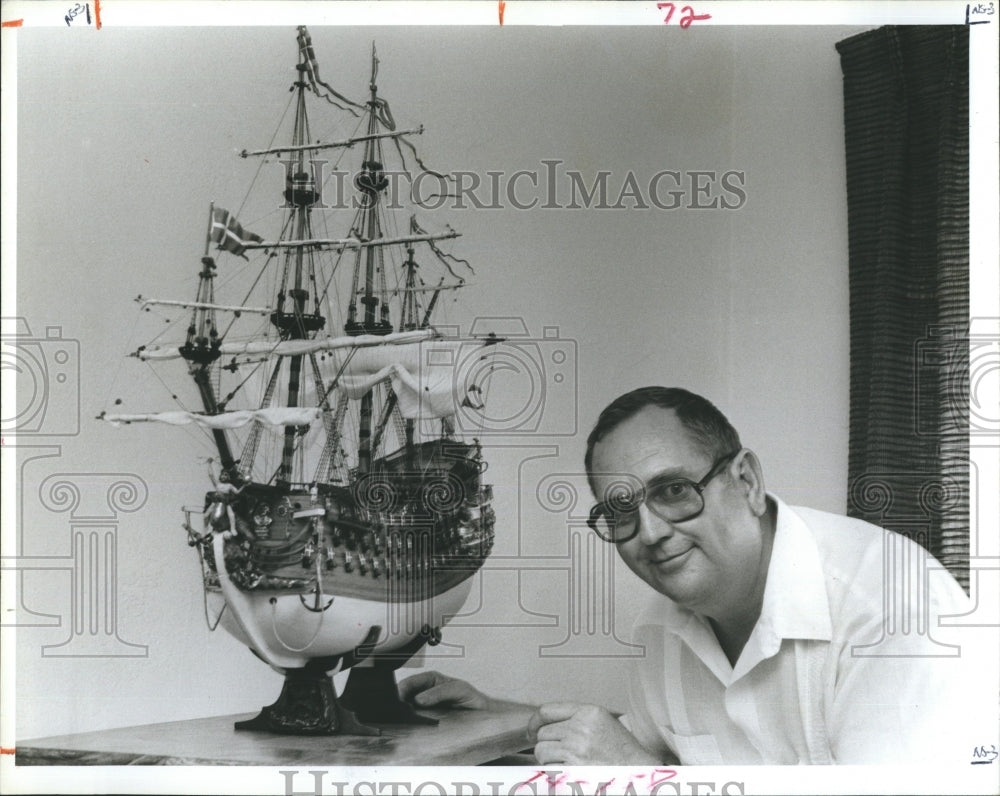 1985 Halsey Peterson created a model Danish warship worth $10,000 - Historic Images