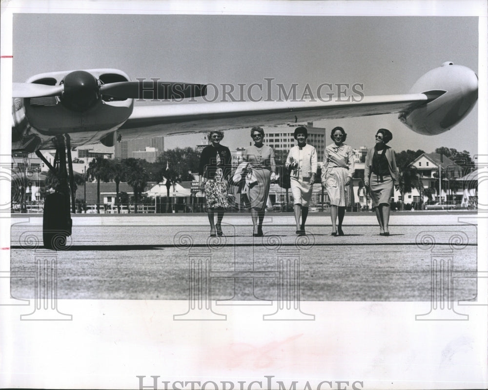 1965 Lady Pilot Members of Ninety - Historic Images