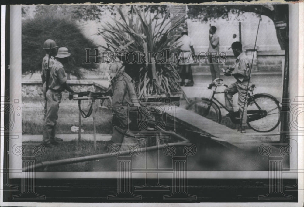 1966 Troops surrounding the parliament building in Lagos, Nigeria - Historic Images