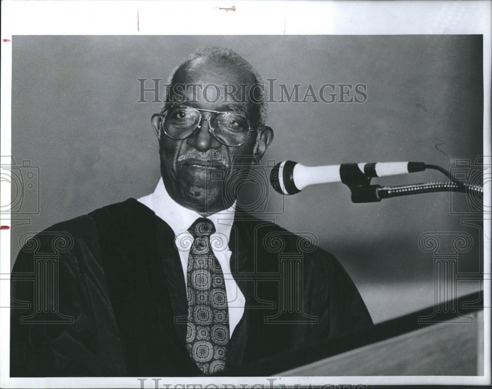 1990 Press Photo John Hope Franklin, Chairman of the History Department - Historic Images