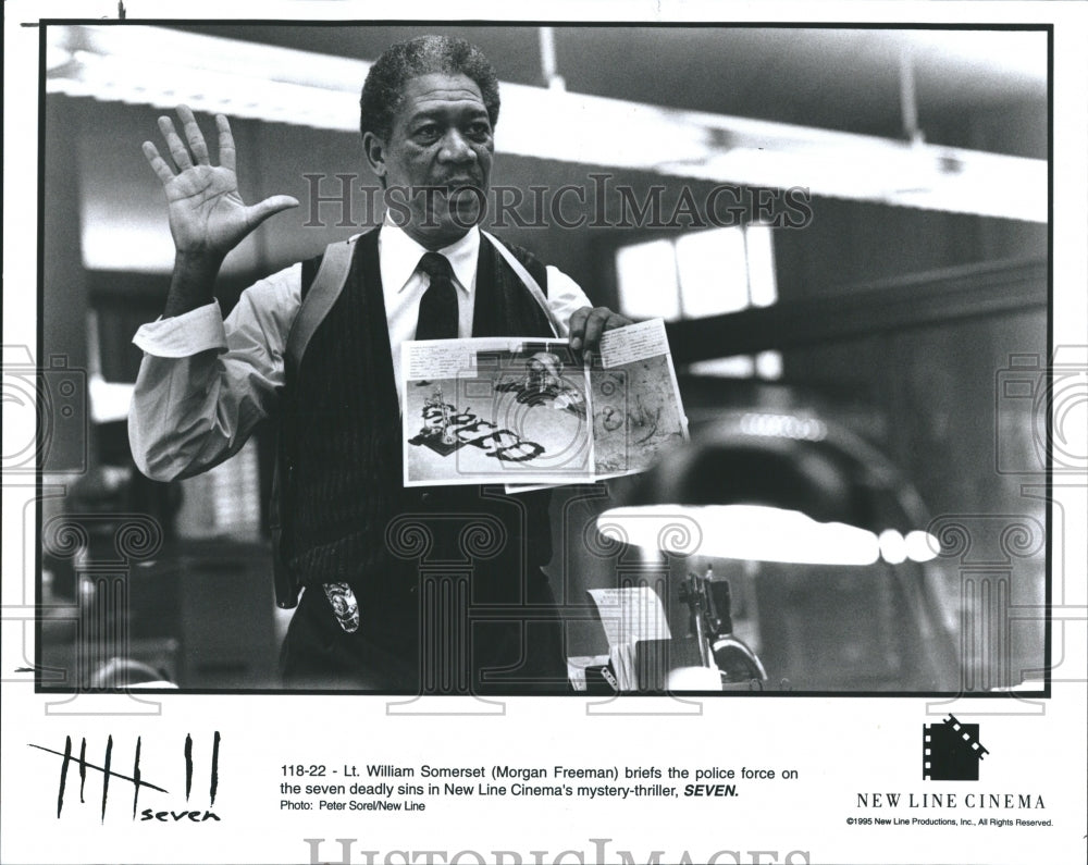 Press Photo Morgan Freeman in a scene from &quot;Seven&quot; - Historic Images