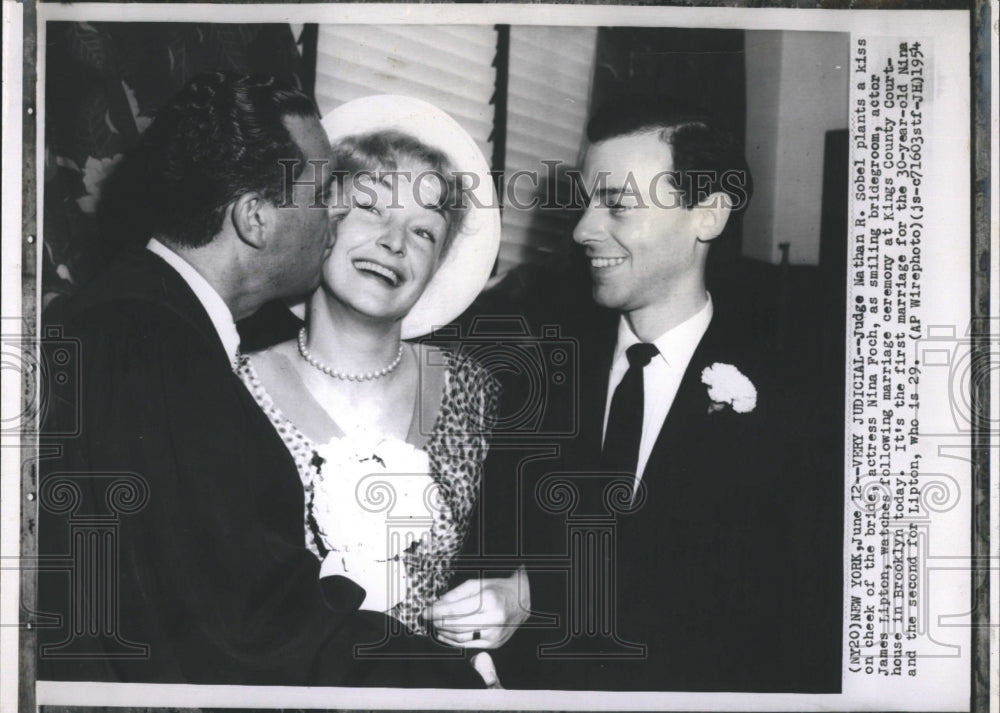 1954 Nathan Sobel and Nina Foch at Foch's Wedding to James Lipton - Historic Images
