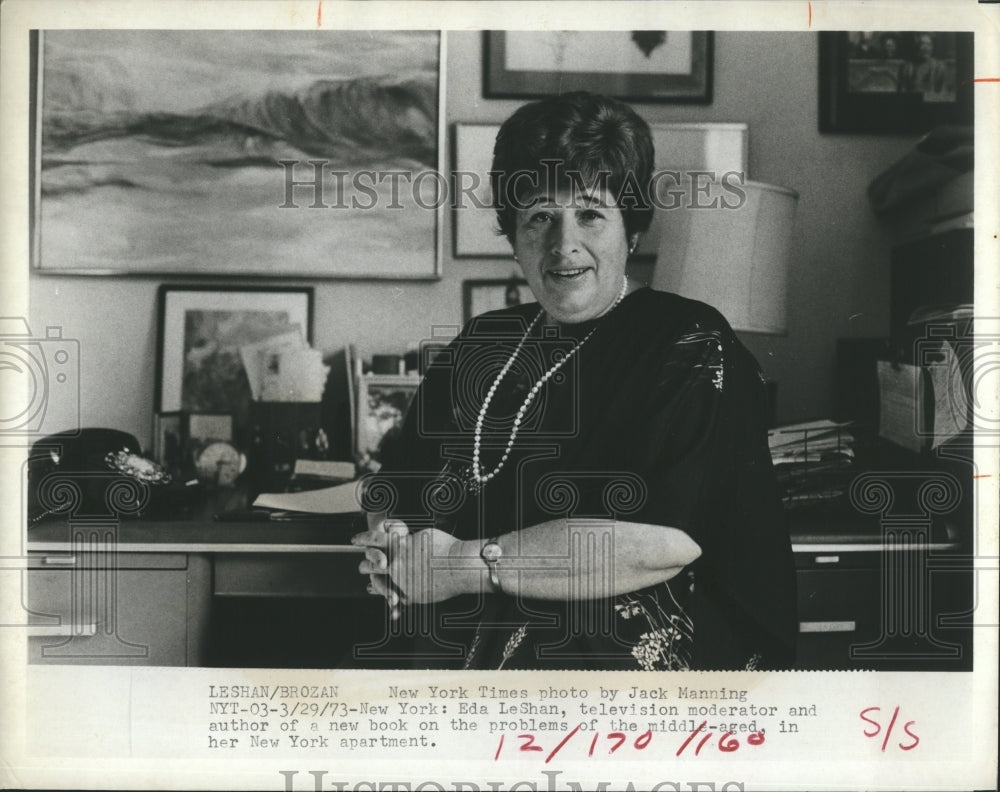 1973 Eda LeShan, Author in NY  - Historic Images