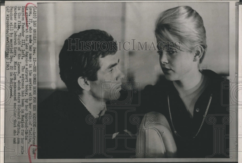 1963 Actress Sue Lyon and Fiancee Hampton Fancher III - Historic Images