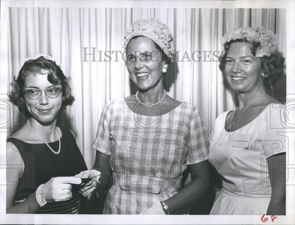 1960 Clearwater High School grad Anne Lytel gets scholarship - Historic Images