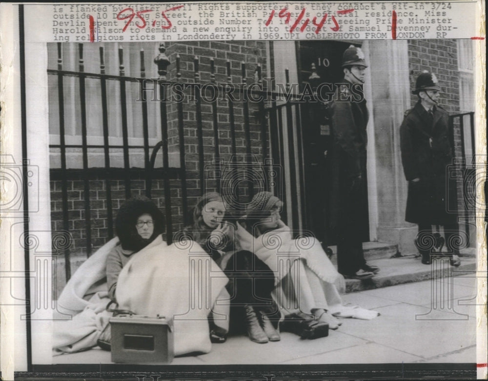 1969 Bernadettr Devlin camps out to get into PM Wilson's house - Historic Images