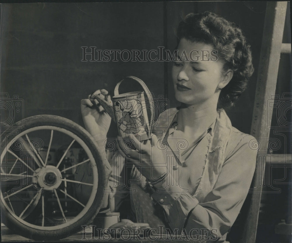 Press Photo Mrs Don Pickett Watering Can Tricycle Toy Car - Historic Images