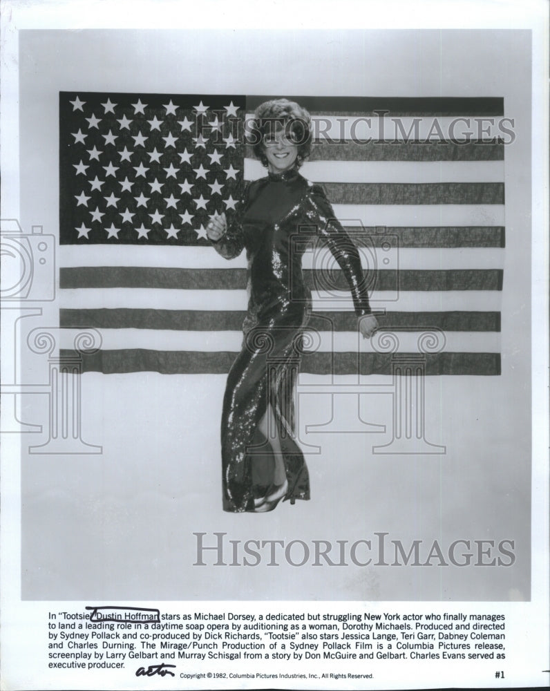 1983 Actor Dustin Hoffman in "Tootsie" Film as a Woman  - Historic Images
