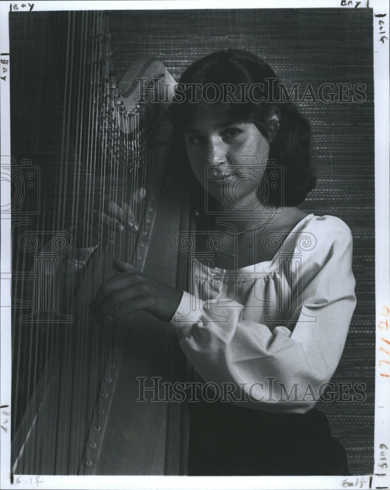 1981 Harpist Deborah Hoffman  - Historic Images