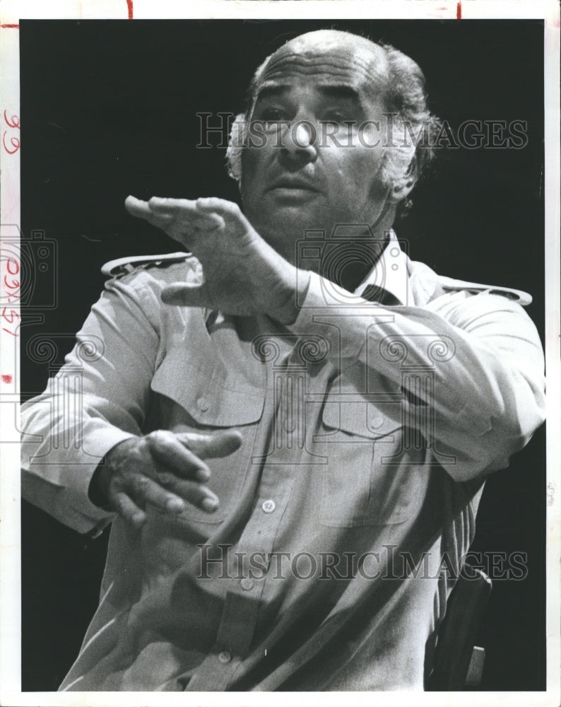 1983 Conductor Irwin Hoffman - Historic Images