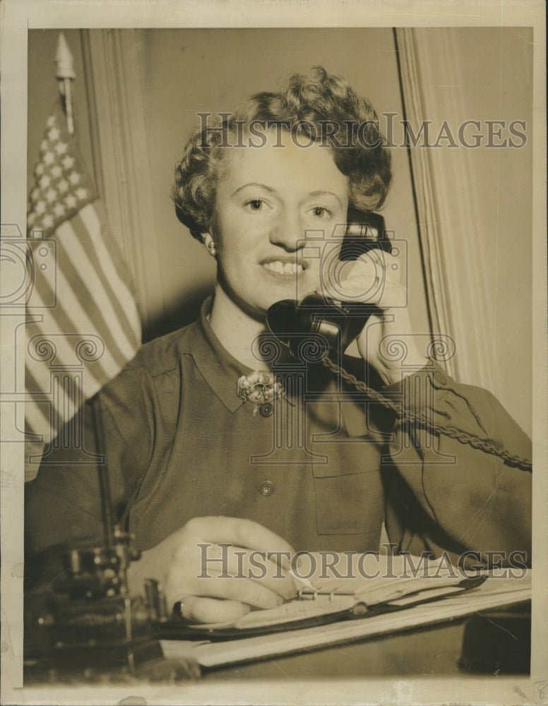 1948 Cynthia Holloway, Second in Command of Power Jets Corp. - Historic Images