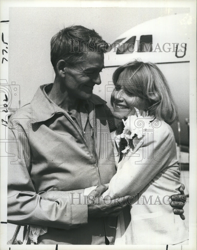 1979 Hal Holbrook & Eva Marie Saint in "When Hell Was in Session" - Historic Images