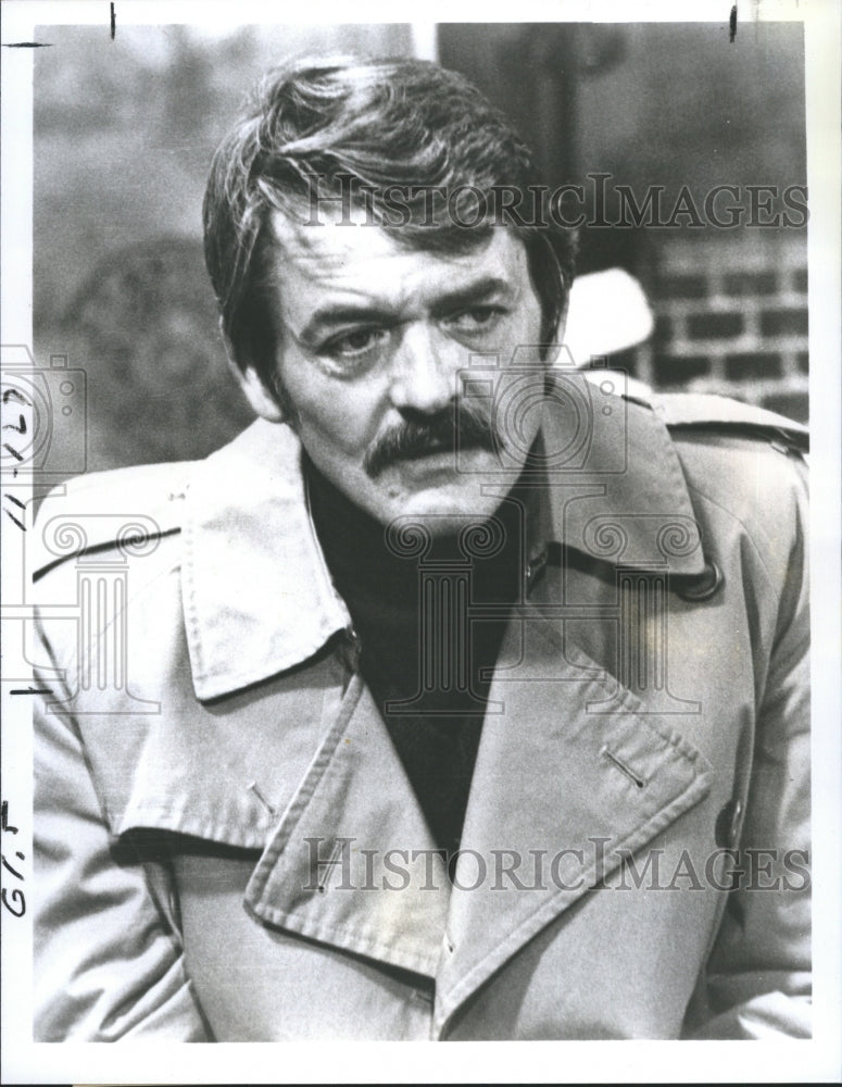 1977 Hal Holbrook in &quot;The Girl From Petrovka&quot;  - Historic Images