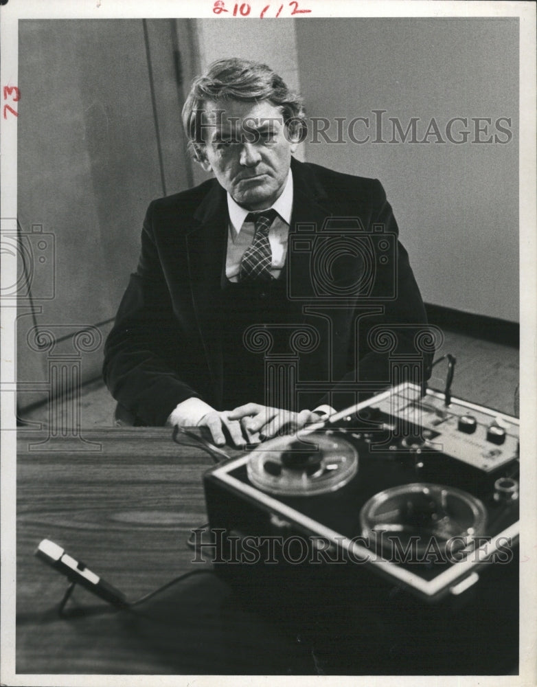 1981 Hal Holbrook Stars in "The Killing of Randy Webster" - Historic Images