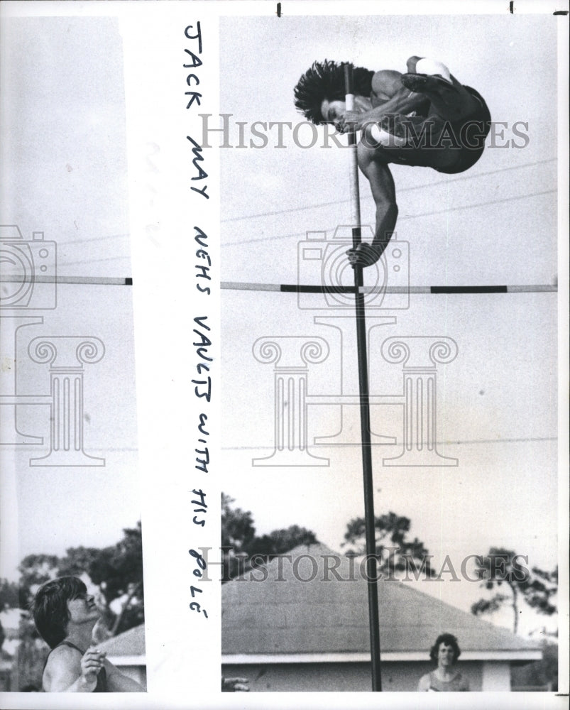 1977 Northeast&#39;s Jack May Vaults With His Pole  - Historic Images