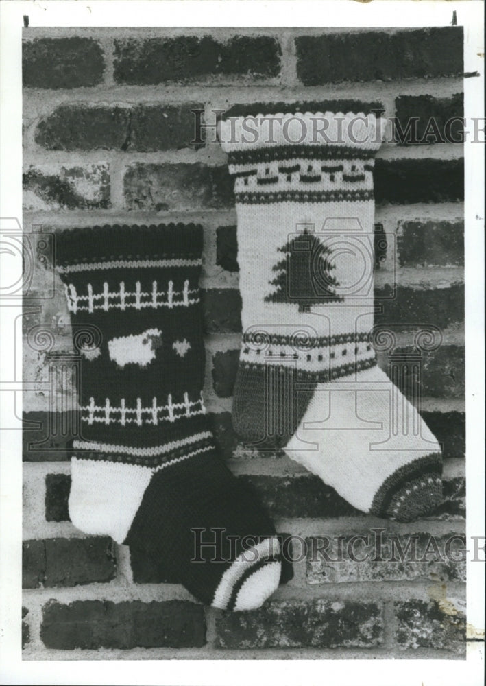 1996 Press Photo Christmas Country Stockings Needlework - Historic Images