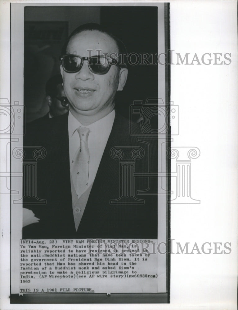 1963 Val Van Mau Foreign Minister of Vietnam. - Historic Images