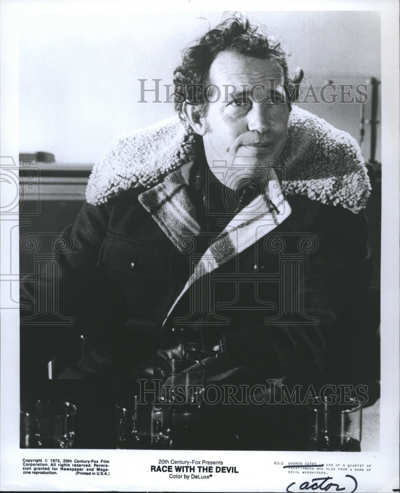 1975 Actor Warren Oates in "Race with the Devil" - Historic Images