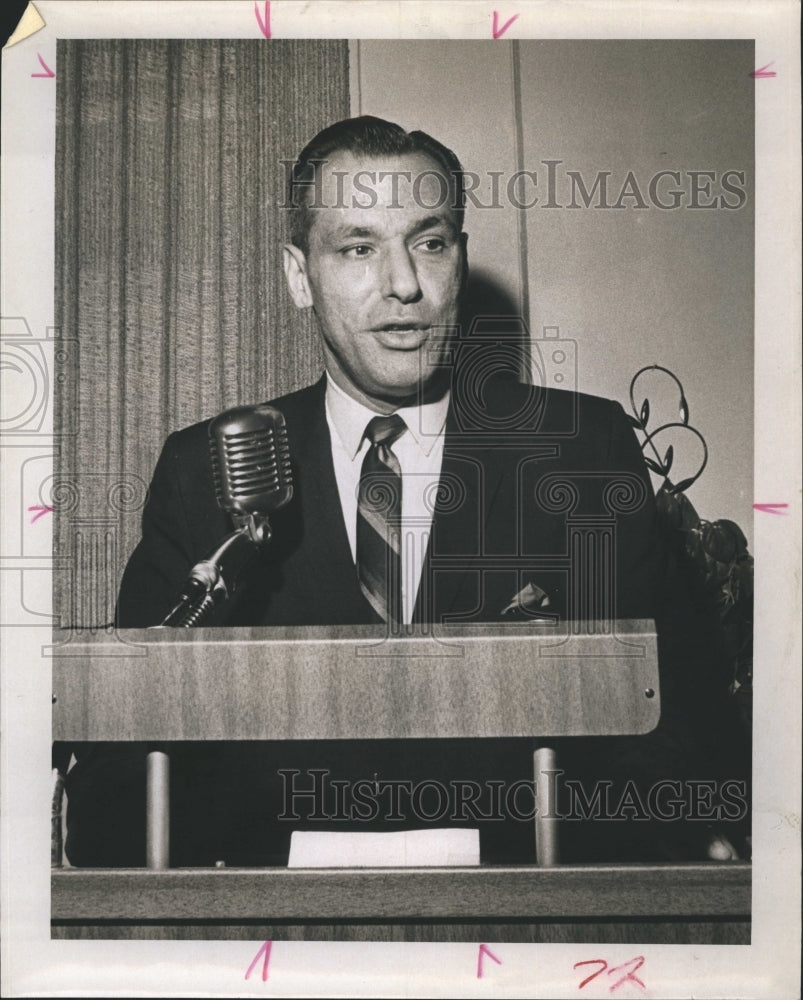 1965 Vincent Nuccio.  - Historic Images